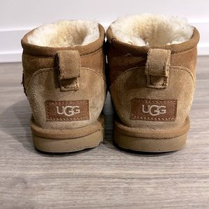 UGG Ultra Mini